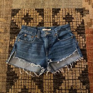 Levi’s cut Jean shorts